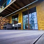 Ostoja Lesniewo 別荘